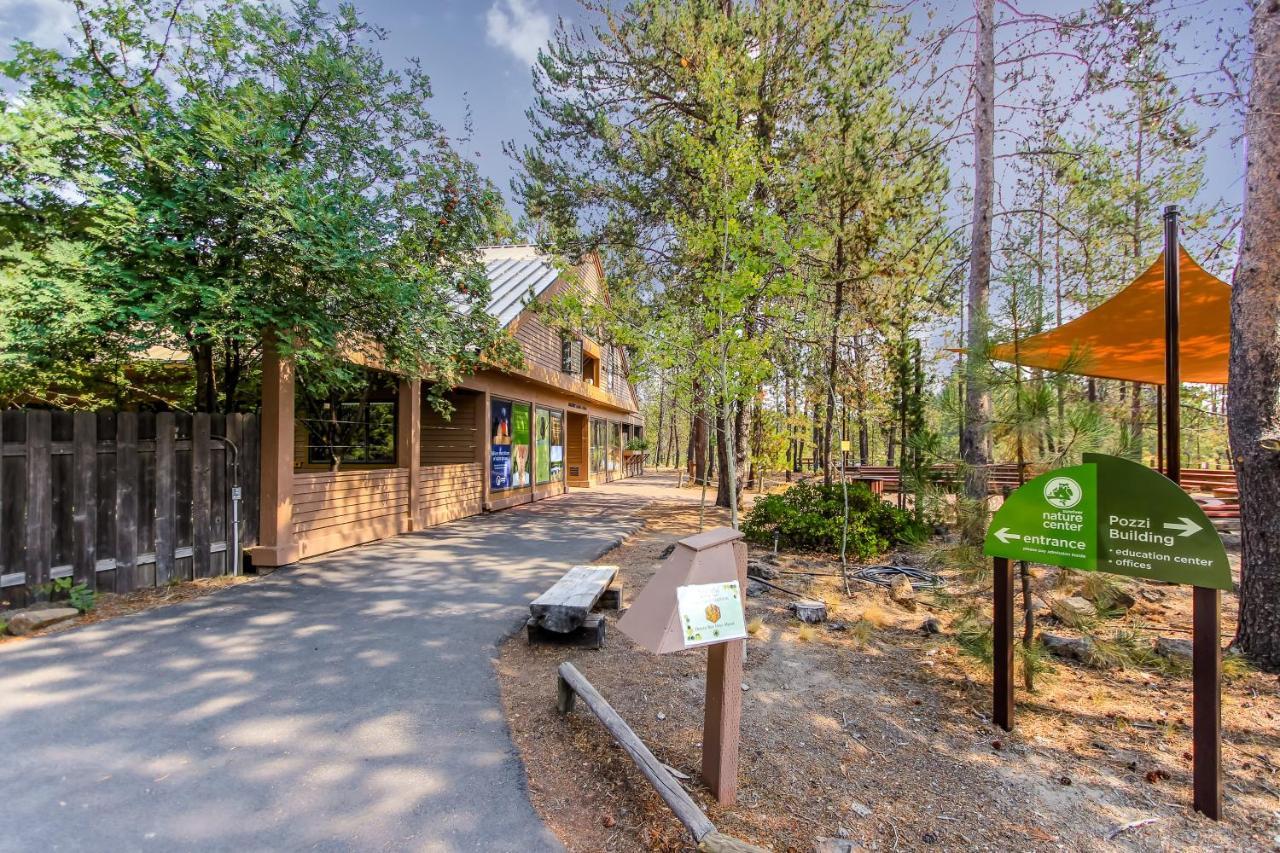 Hickory Lane 16 | Discover Sunriver Villa Exterior photo